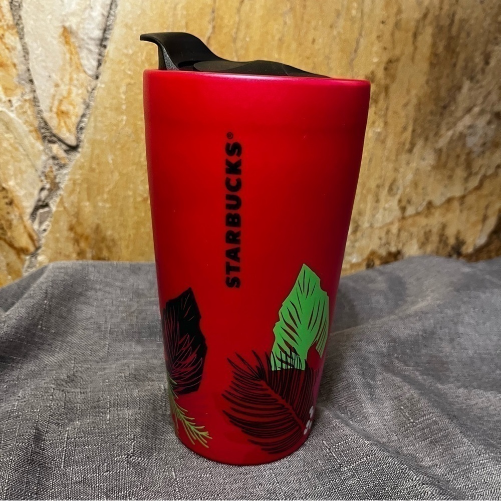 Christmas STARBUCKS holiday pointsettia 12 oz travel mug.in rich red - Picture 14 of 14